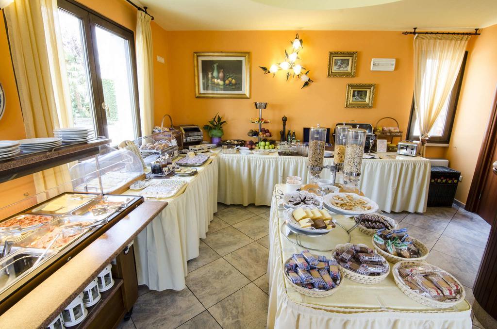 Hotel Smeraldo Lazise Kültér fotó