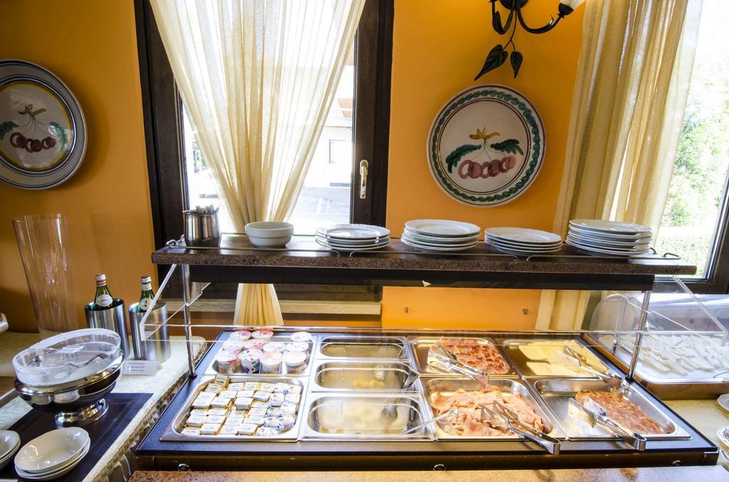 Hotel Smeraldo Lazise Kültér fotó