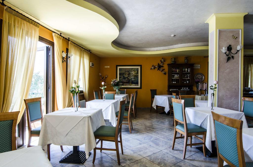 Hotel Smeraldo Lazise Kültér fotó