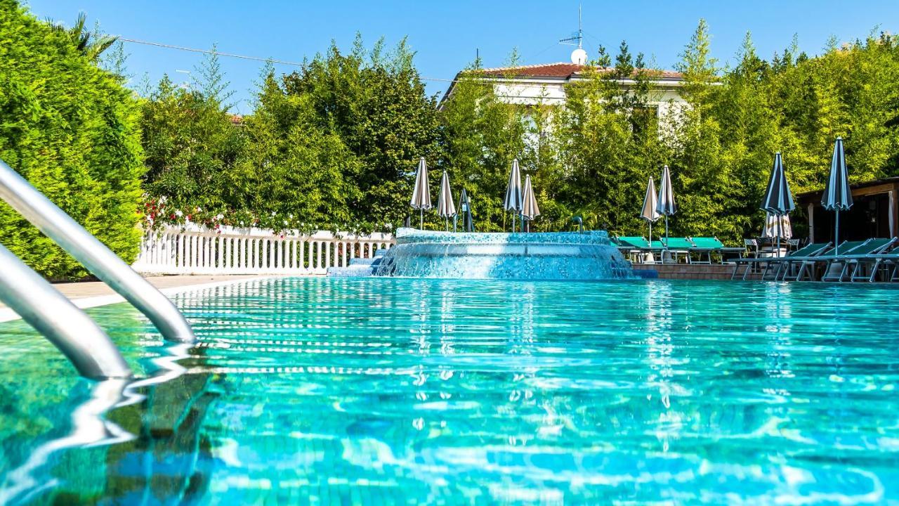 Hotel Smeraldo Lazise Kültér fotó
